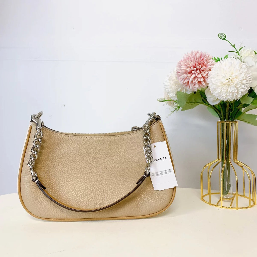 Coach  Teri Shoulder Bag In Colorblock  Silver Sandy Beige Multi