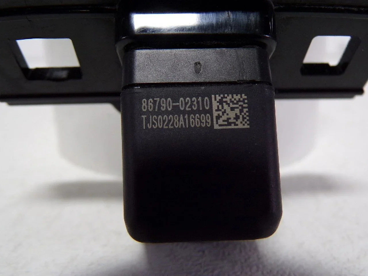 Pre-Owned 20-23 Toyota Corolla Rear View Backup Camera   (Good)