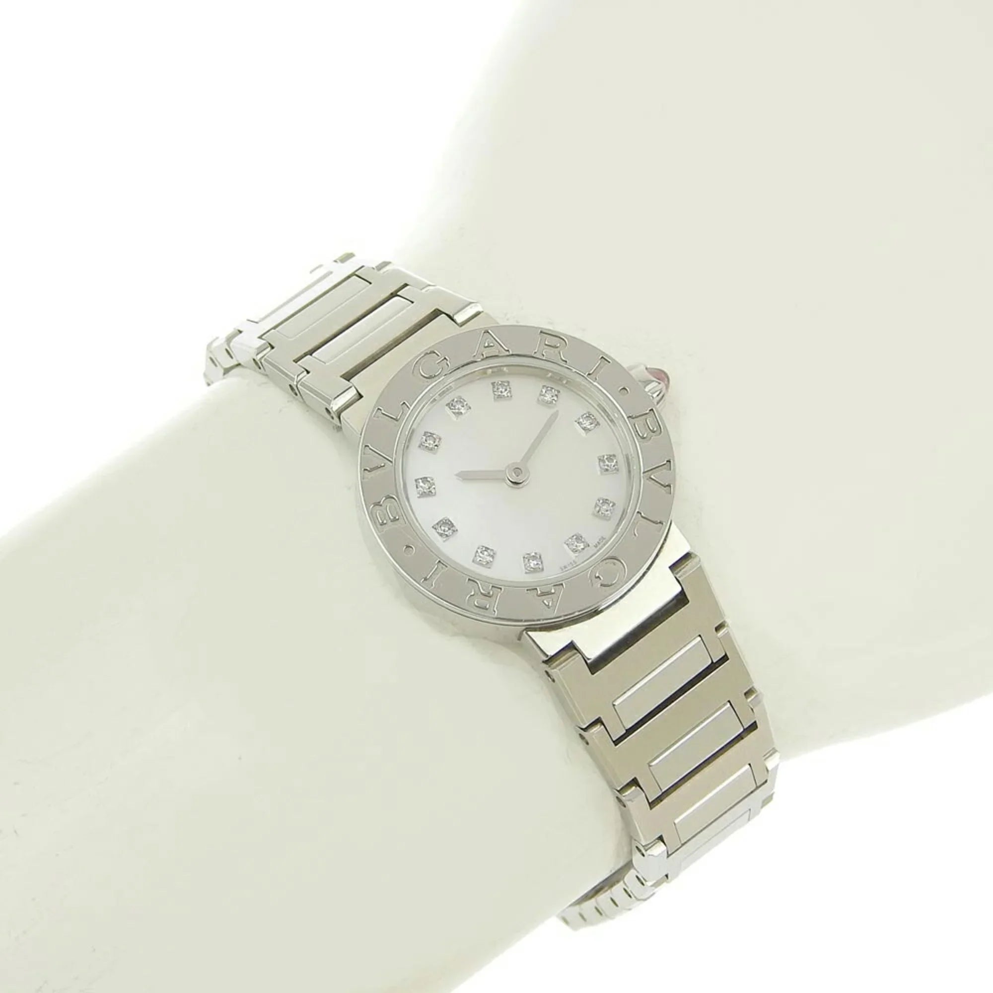 Pre-Owned Bulgari  Battery Watch 12P Diamond Mother of Pearl Shell Dial  103095 (Like New)