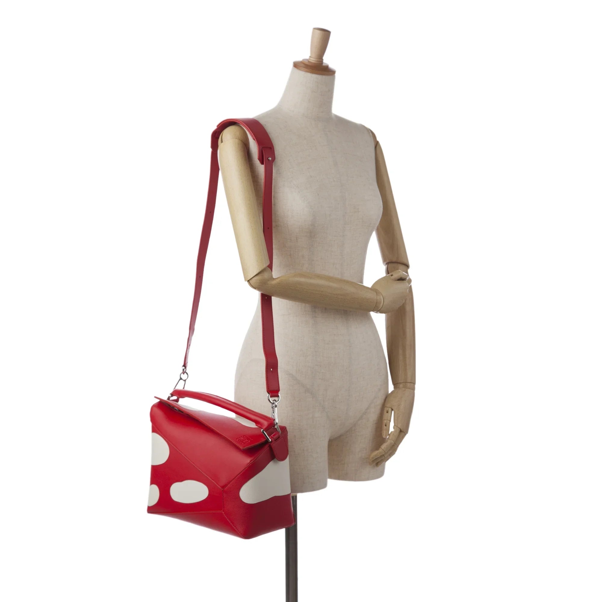 Pre-Owned Authenticated  Small Mushroom Puzzle Edge Calf Leather Red Satchel Unisex (Good)