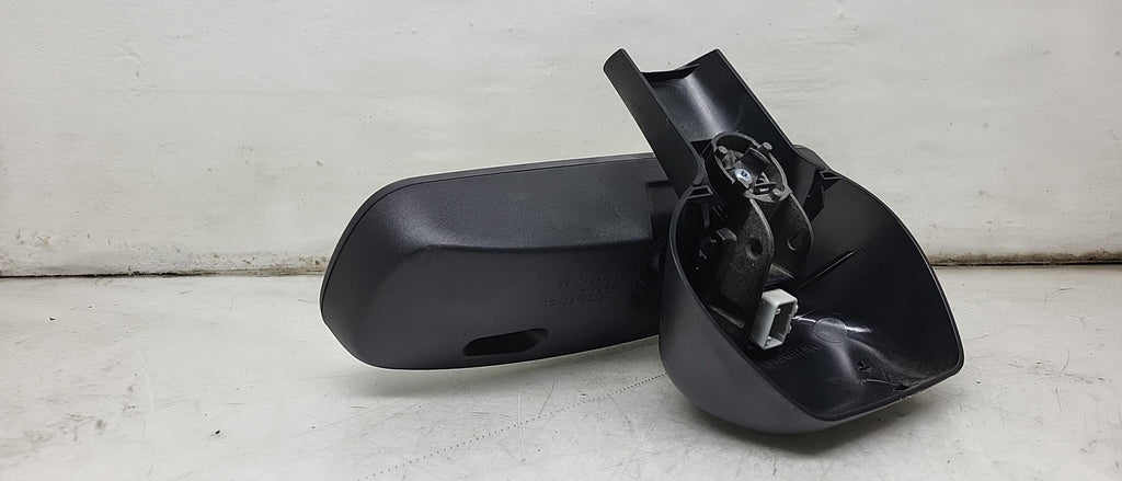 Pre-Owned 16 2016 Dodge Ram 1500 Interior Rear View Mirror  (Good)