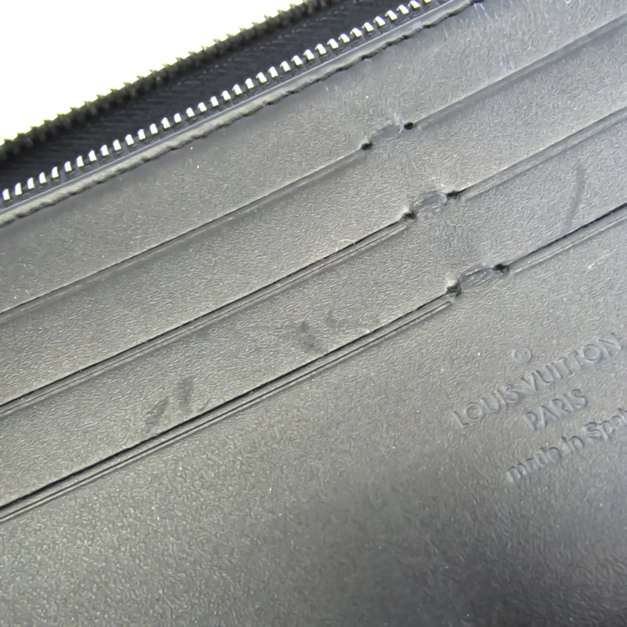 Pre-Owned Louis Vuitton Zippy Organizer  Men's Utah Leather Long Wallet (bi-fold) Basalt (Good)