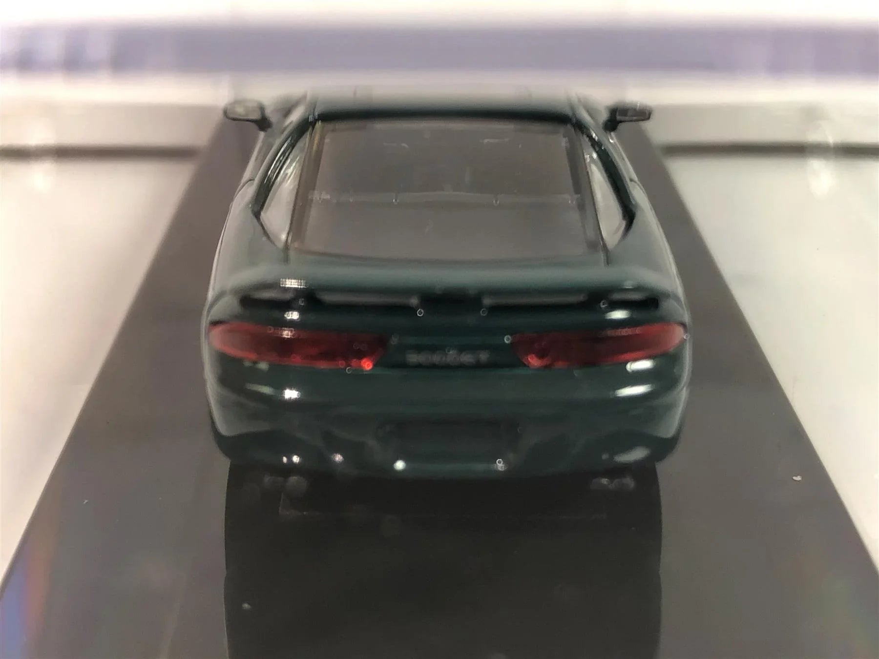 1994 Mitsubishi 3000GT   Panama Green 1:64 Paragon 55132