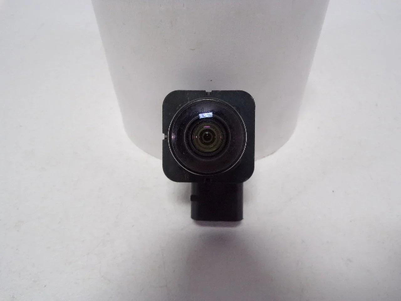 Pre-Owned 18 Ford EcoSport Rear View Backup Camera   (Good)