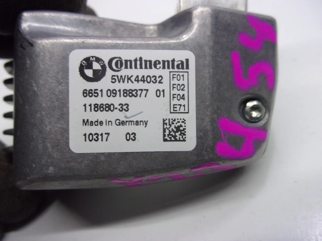 Pre-Owned 2009-2012  750 Lane Keep Lane Departure Camera 665109188377  (Good)