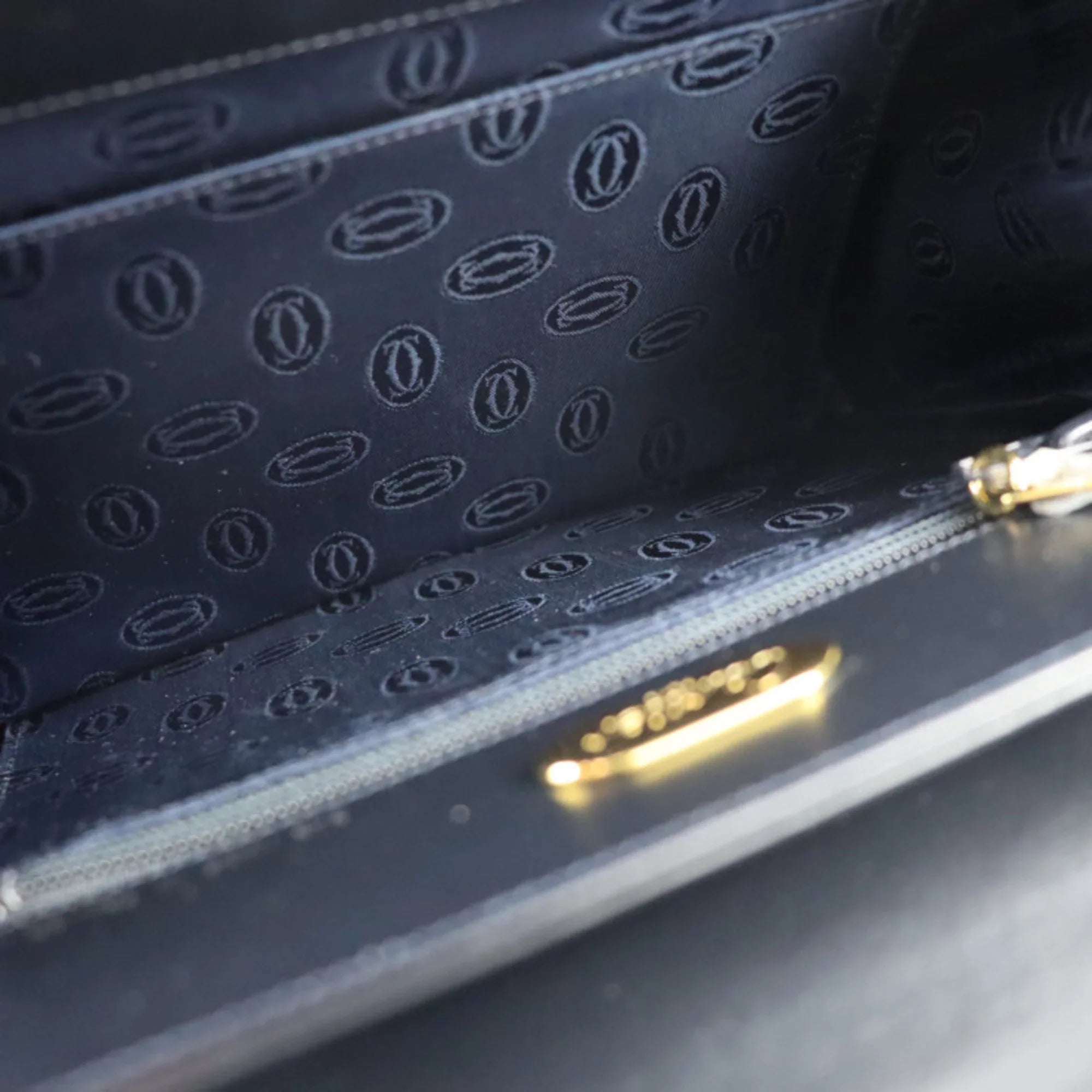 Pre-Owned  Cartier sapphire line handbag calf dark navy mini bag (Good)