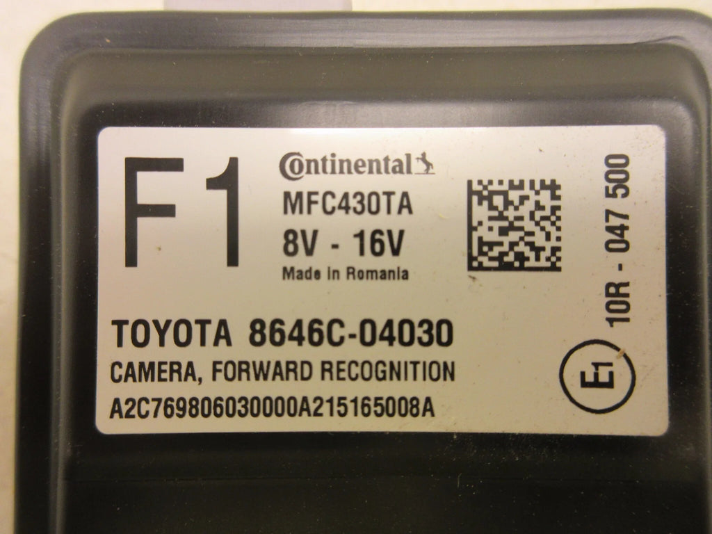 Pre-Owned 18-23 Toyota Tacoma Front Windshield Mounted Lane Departure Warning Camera  (Good)