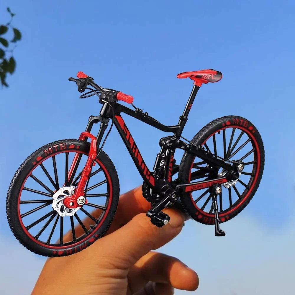 ! Alloy Mini Downhill Mountain Bike Toy, Die-cast  Finger Bike Model for Collections (Black/Red)