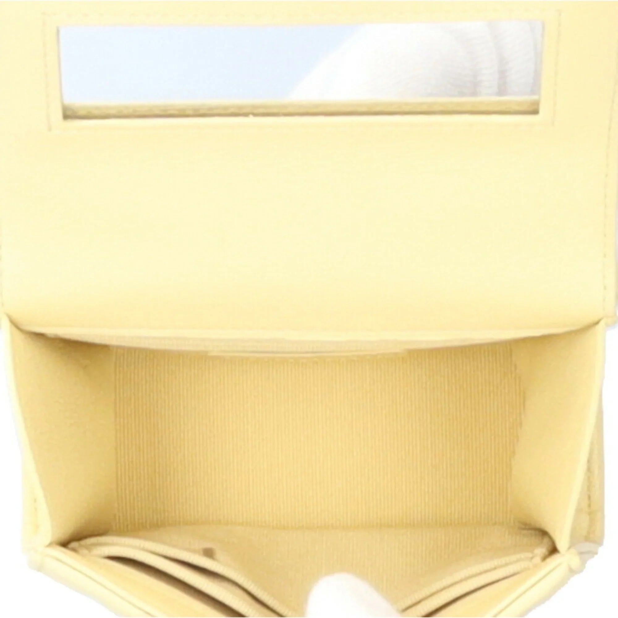Pre-Owned  Matelasse Shoulder Bag Lambskin  Yellow Women's (Good)