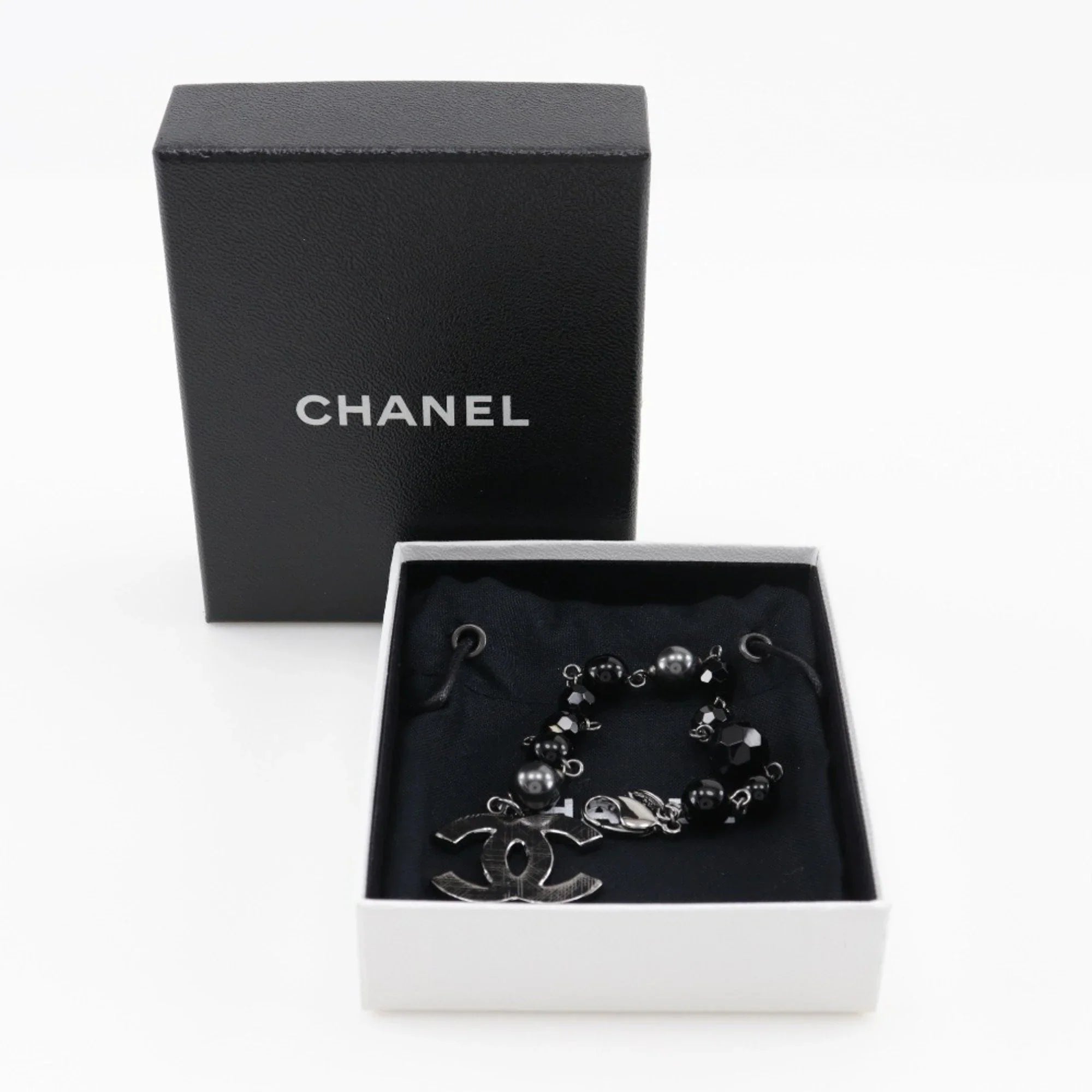 Pre-Owned  Chanel Coco Mark Bracelet Metal x Fake Pearl Plastic Silver/Black 09V Women's (Good)