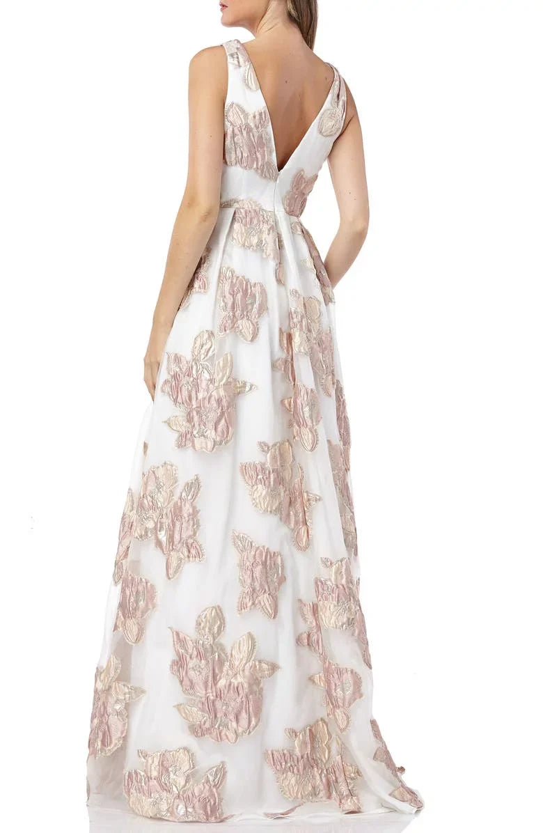 Carmen Marc Valvo Infusion / Women's Organza Pleated Gown,  8