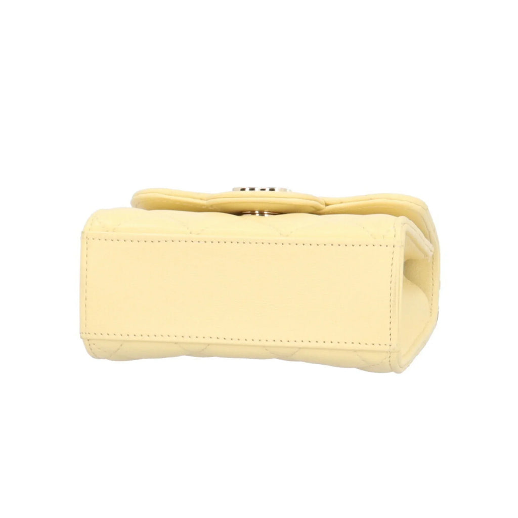Pre-Owned  Matelasse Shoulder Bag Lambskin  Yellow Women's (Good)