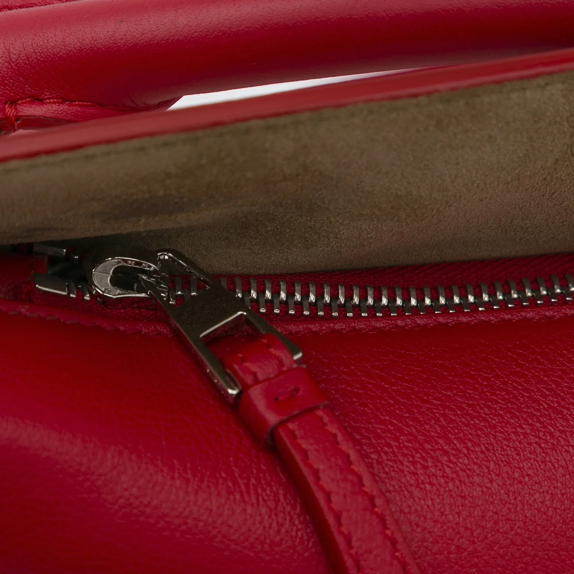 Pre-Owned Authenticated  Small Mushroom Puzzle Edge Calf Leather Red Satchel Unisex (Good)