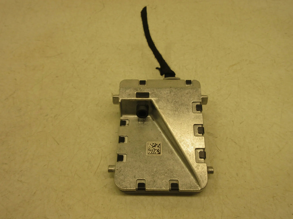 Pre-Owned 18-23 Toyota Tacoma Front Windshield Mounted Lane Departure Warning Camera  (Good)