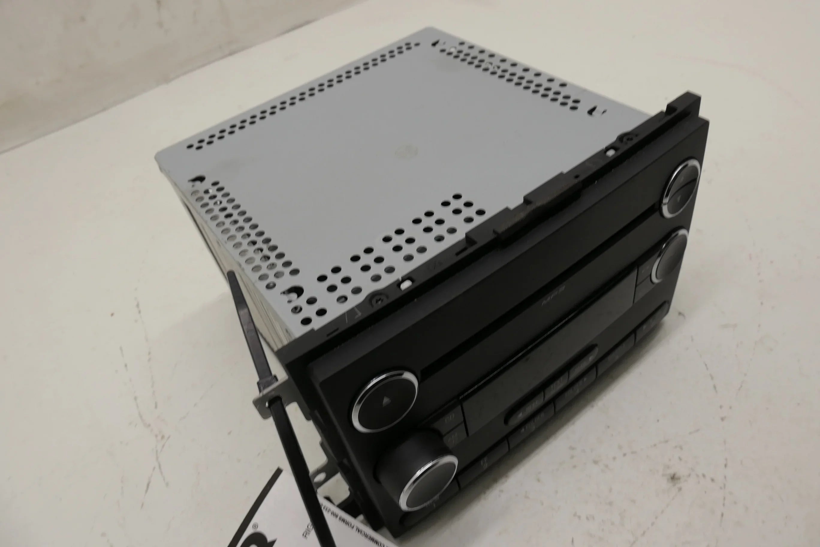 Pre-Owned 2012 Ford Transit Connect  Player Radio Receiver  (Good)