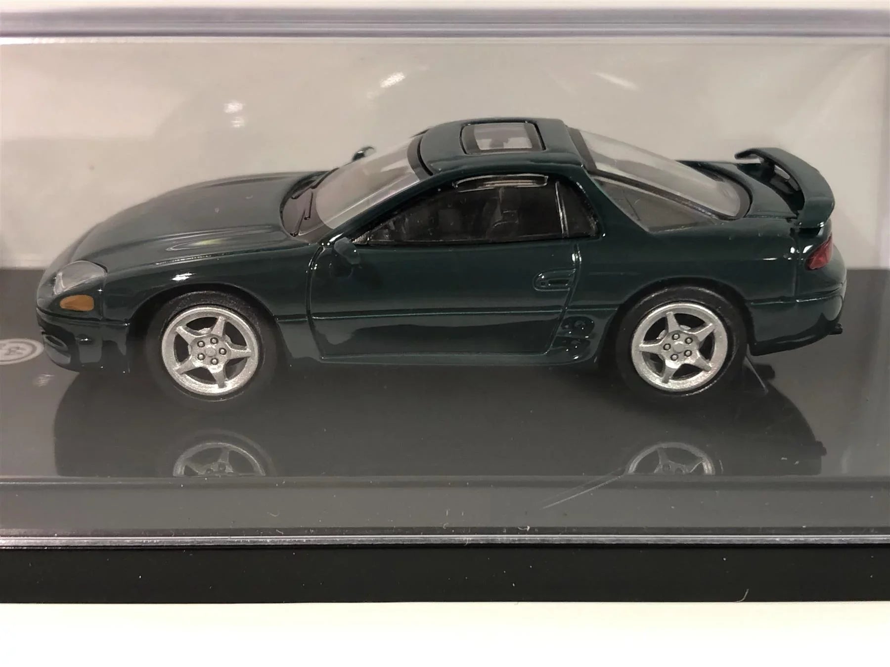 1994 Mitsubishi 3000GT   Panama Green 1:64 Paragon 55132